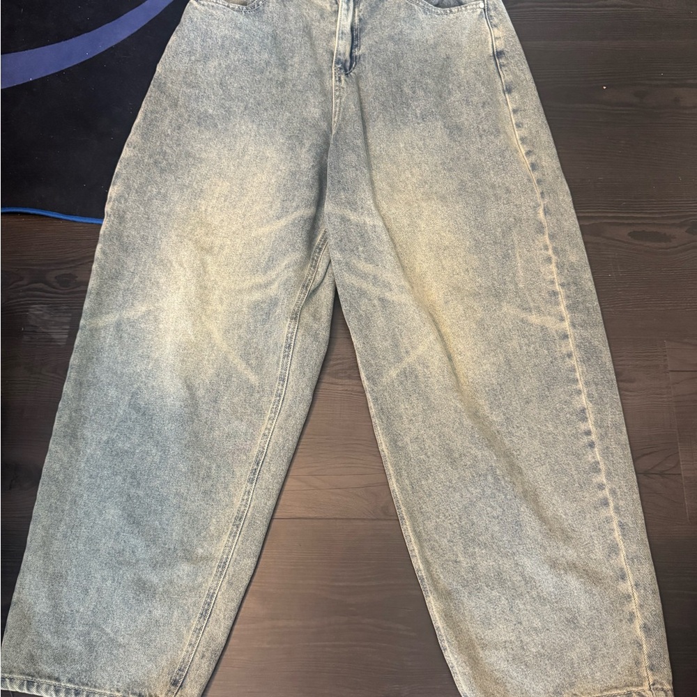 Men's Relaxed Fit Stonewashed Jeans